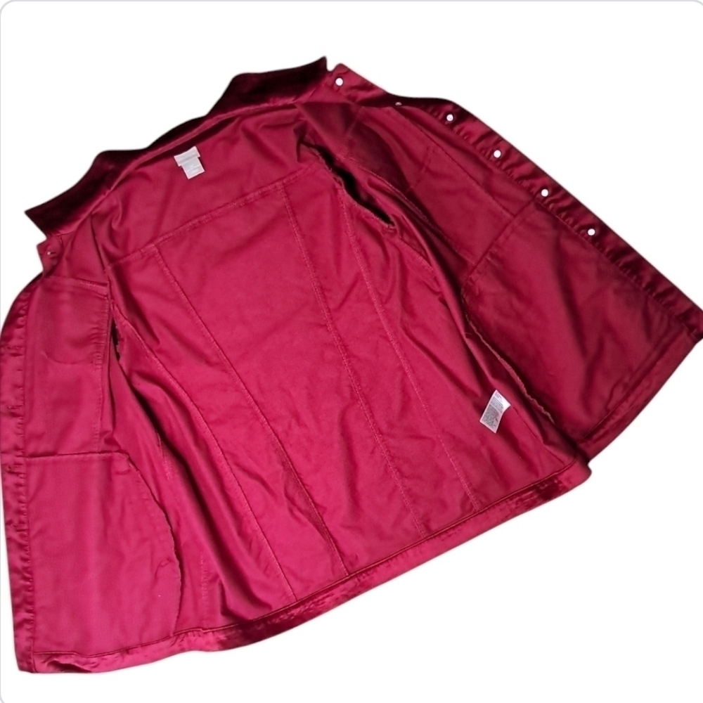 Chico's Elongated Velveteen Jacket Red Velvet Long Trucker Shacket Coat Size 2P - Picture 9 of 16